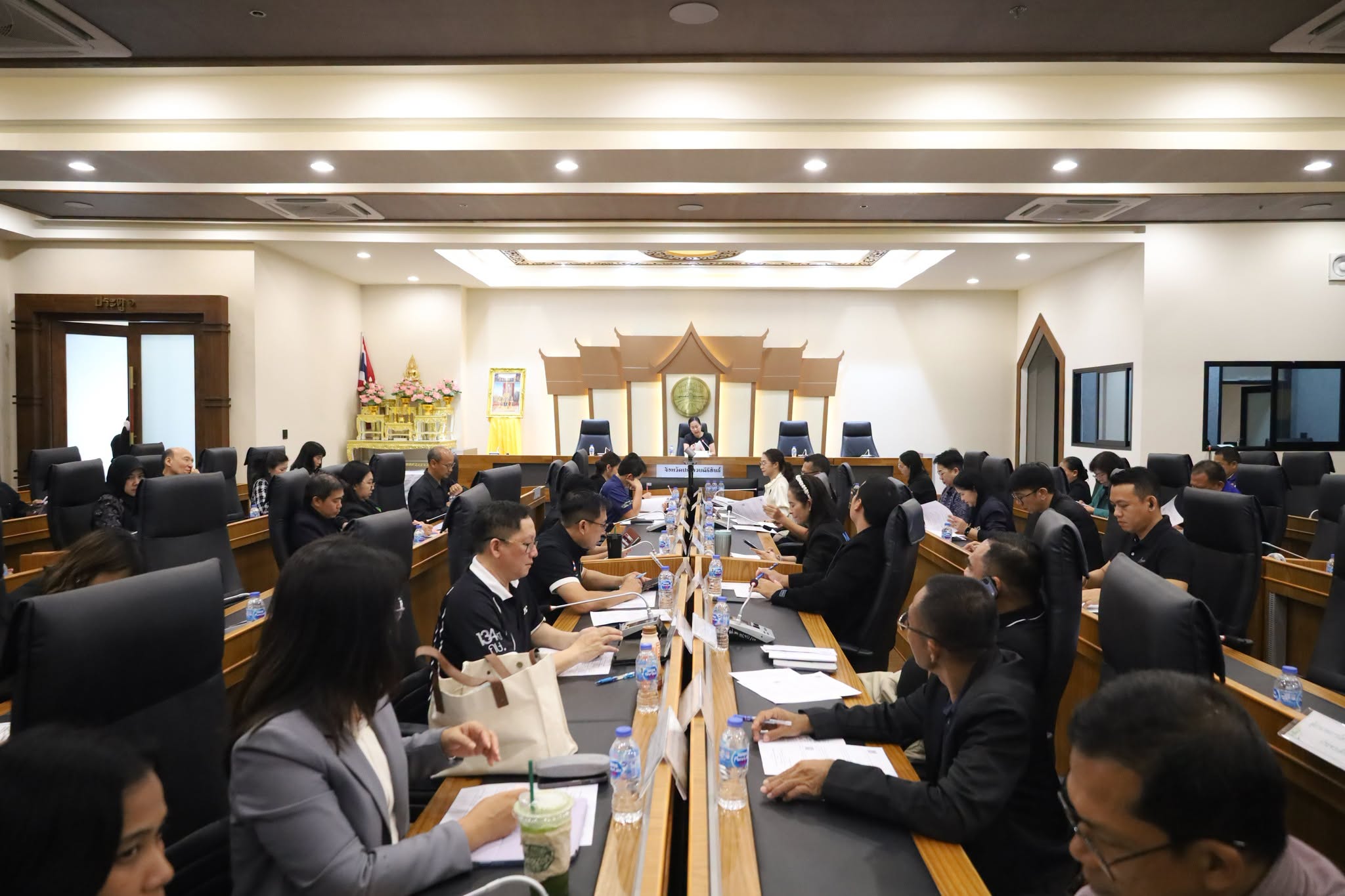 ประจวบฯ ประชุมเตรียมจัดมหกรรม &ldquo;ดินของพ่อ สานต่อของดีคีรีขันธ์&rdquo; ส่งเสริมเกษตรยั่งยืนและของดีท้องถิ่น